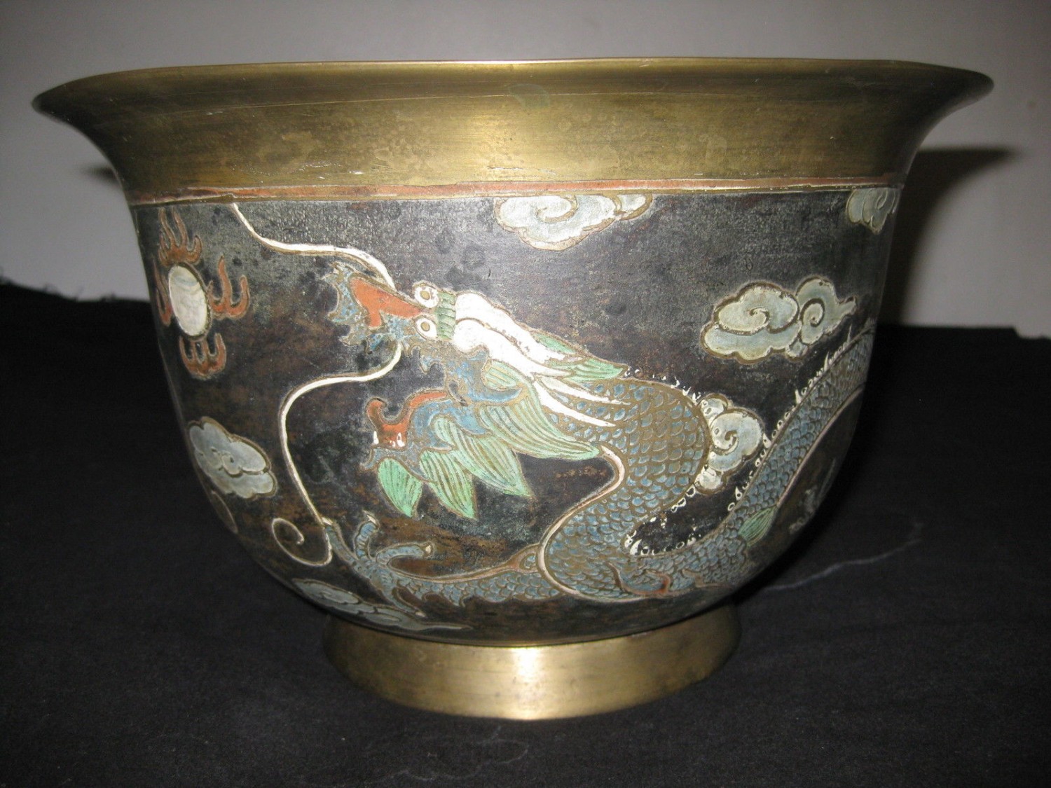 ANTIQUE CHINESE BRONZE BIG BOWL HAND PAINTED MING DYNASTY MARK